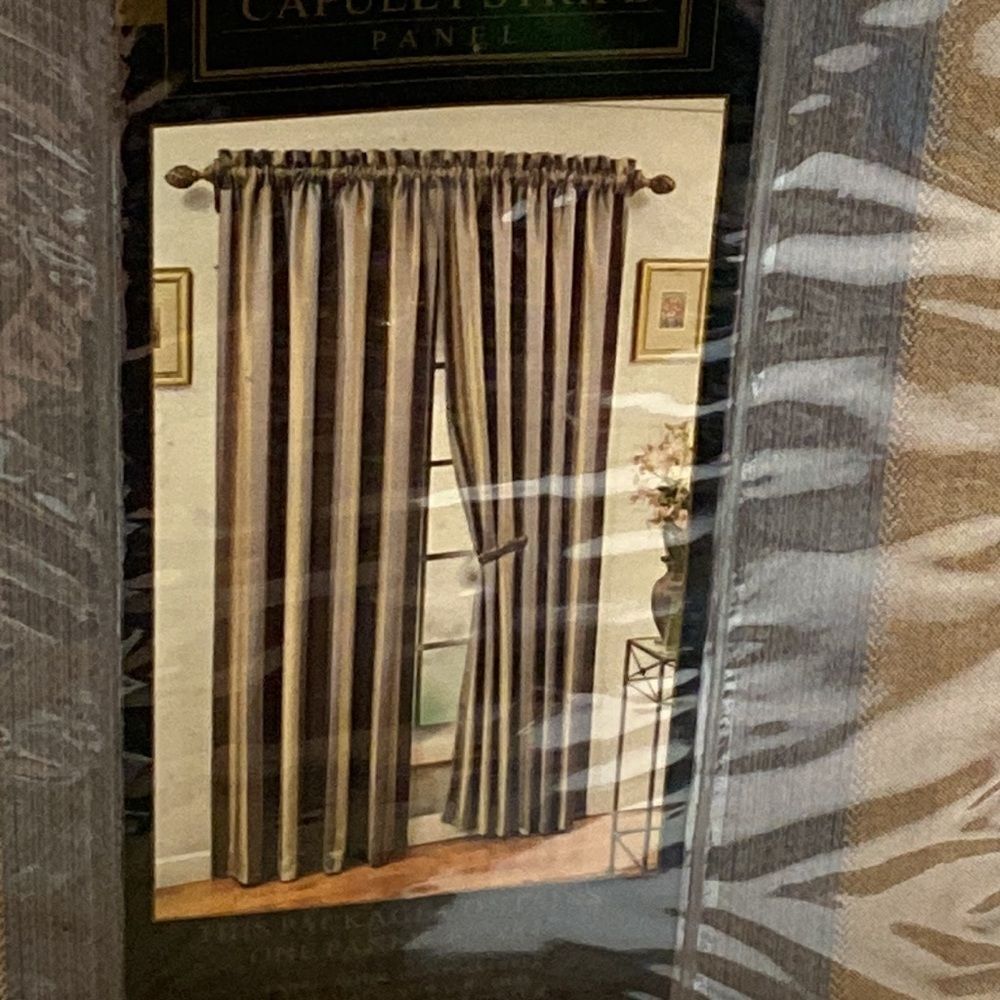VTG VICTORIA CLASSES CAPULET STRIPE PANEL ONE PANEL SIZE 60”x84”